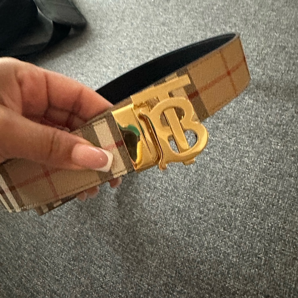 Burberry Thin Reversible Belt - image 5